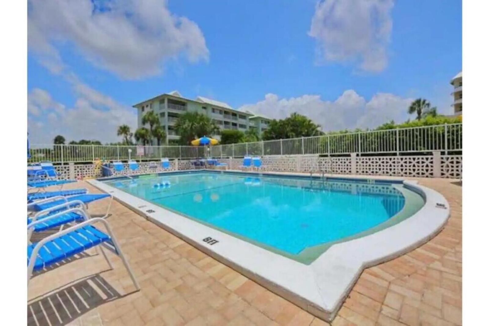Beachfront Getaway In Siesta Key Exteriör bild